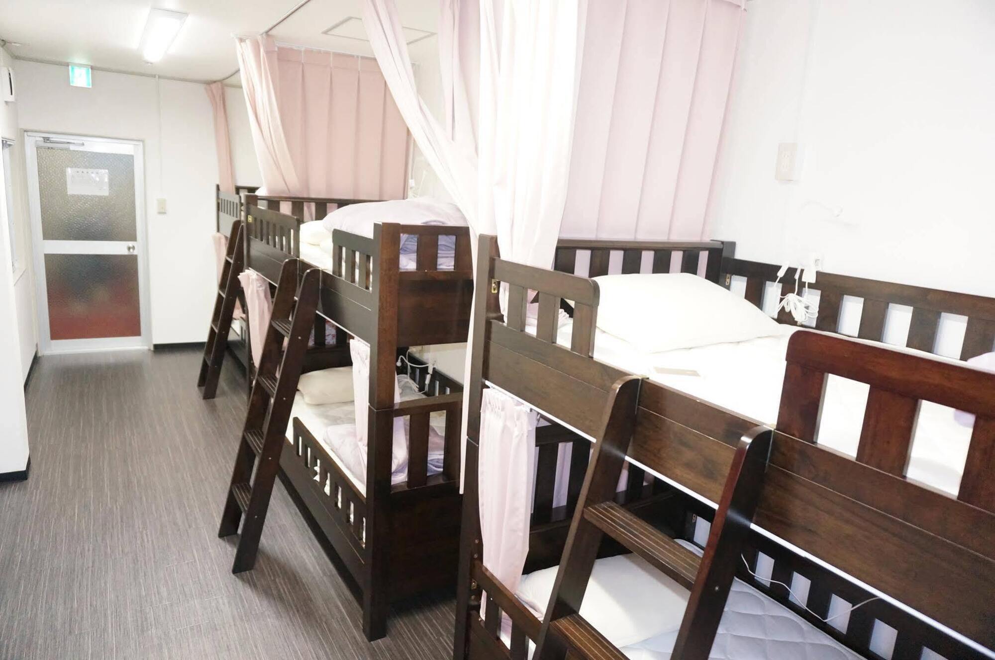 Coco Hostel Namba โอซาก้า ภายนอก รูปภาพ